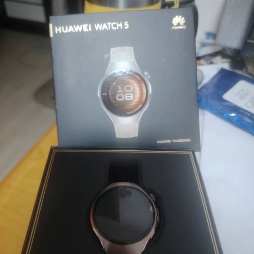 huawei watch5 42 星雲杏
