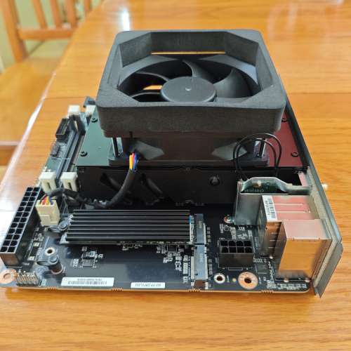 BD795i SE ITX 主板可啟動正版 Win11/10 Pro