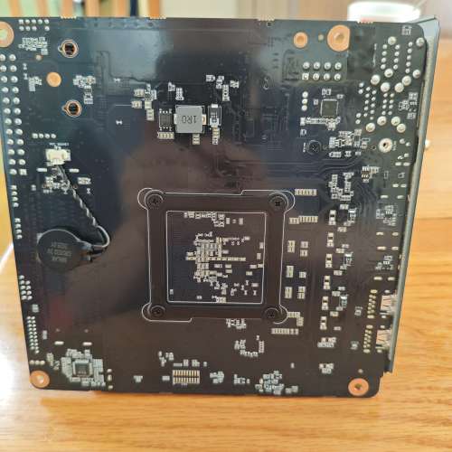 BD795i SE ITX 主板可啟動正版 Win11/10 Pro