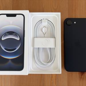 iPhone 16e 黑色 256g 行貨，$4300