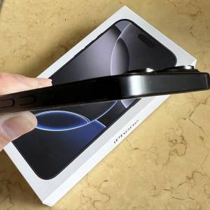 iPhone 16 Pro Max 256G 港版行貨保養到10月