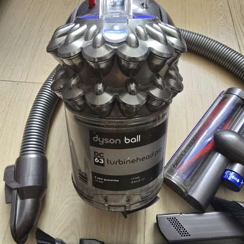 Dyson DC63
