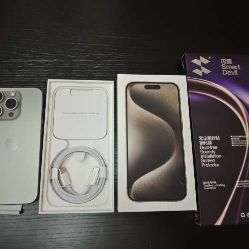 完美如新行貨,原色iphone 15 pro 256gb 雙卡雙待 dual open line, 全套有盒usb