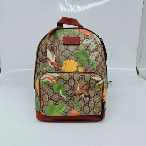 正品 Gucci 古馳 99新 花鳥印花雙肩包 尺寸 22*30 J373