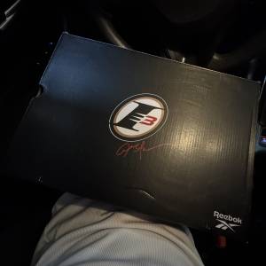 Reebok Answer 1 Allen iverson Size 7.5/40
