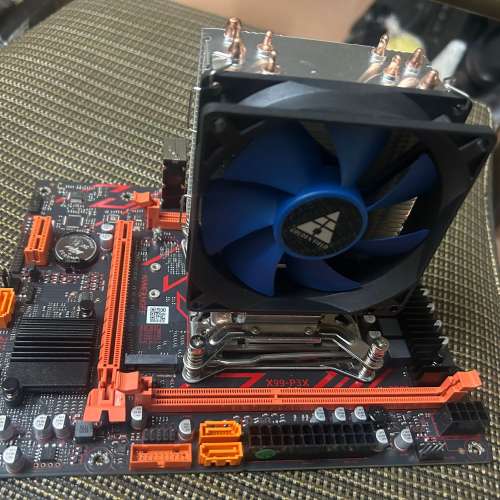 X99主板連Intel Xeon E5-2767處理器組