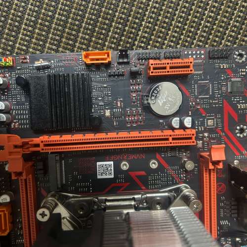 X99主板連Intel Xeon E5-2767處理器組