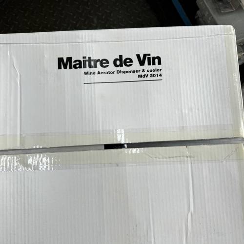 Maitre de Vin萄葡酒分酒機識貨嘅朋友就快手喇🤗🤗執笠價清5500蚊／千年一遇，比出...