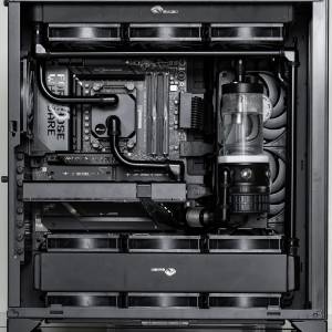 9950X3D + 5090D + 96G RAM全分體水冷最強打機帝