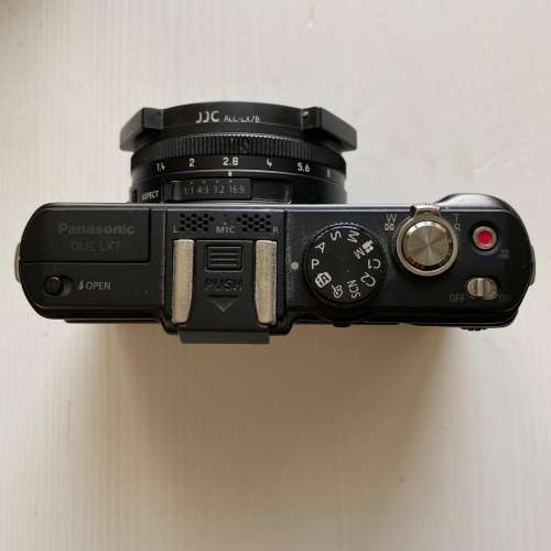 Panasonic Lumix DMC-LX7 1.4大光圈 lx 7輕巧大眼仔