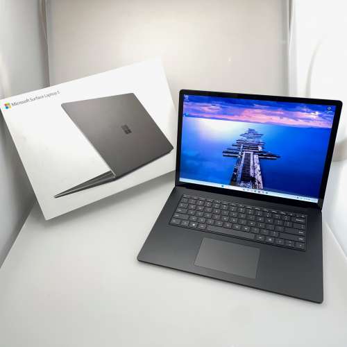 Microsoft Surface Laptop 5 15" (Intel Core i7, 8GB RAM, 512GB, Win 11 Home)