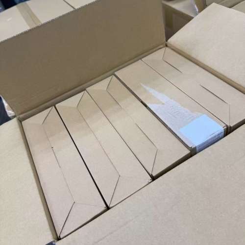 大量優質新淨靚iPad 過千過萬部iPad 7  插卡Sim流動上網極新淨如全新一樣幾千幾萬部...