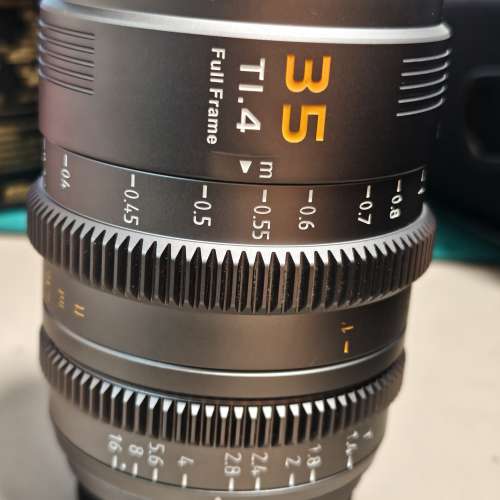 Sirui VP-1 35mm T1.4 大光圈電影鏡頭 Changeable Mount Sony Nikon Leica Canon