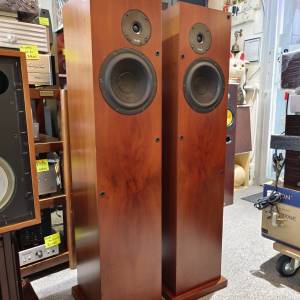 ProAc Response 2.5