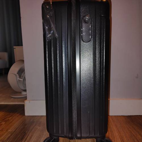 🧳🧳🧳健身介黑色拉桿行李喼(全新）🤗