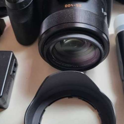 。有盒有盒Leica V lux 114 ，2原裝電 16X optical zoom 1 吋sensor