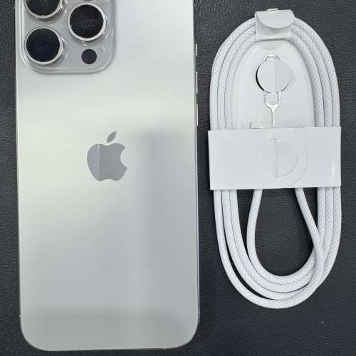 99%New iPhone 16 Pro Max 512GB 原色 香港行貨 蘋果保養到2026年4月25日 電池效能...