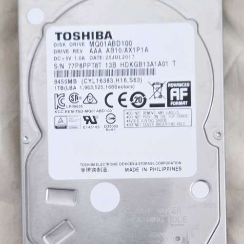 TOSHIBA 1TB 2.5 INCH 碟碟