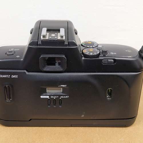 Nikon F401x + Nikon 35-70mm F3.3-4.5