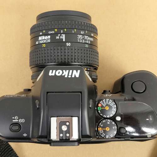 Nikon F401x + Nikon 35-70mm F3.3-4.5