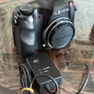 Leica s006中片幅ccd + m645lens 可少議