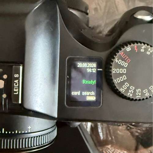 Leica s006中片幅ccd + m645lens 可少議