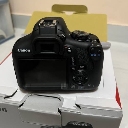 Canon 2000D  18-55 kit 鏡
