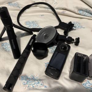 Insta360 X4 全景運動相機 （子彈時間 、掛頸、吸盤、充電盒、玻璃保護鏡）