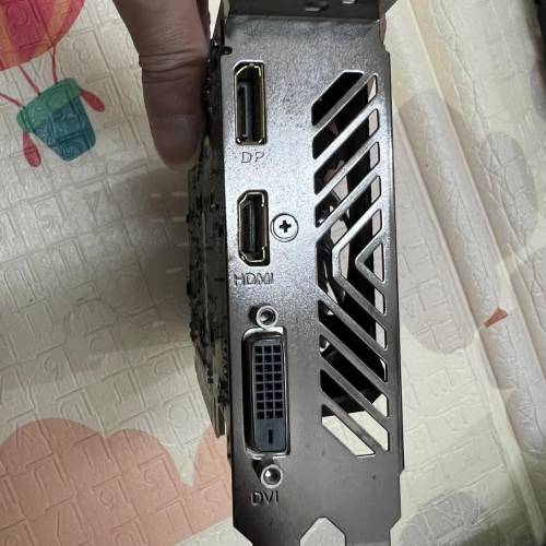 技嘉1050唔記得有冇TI