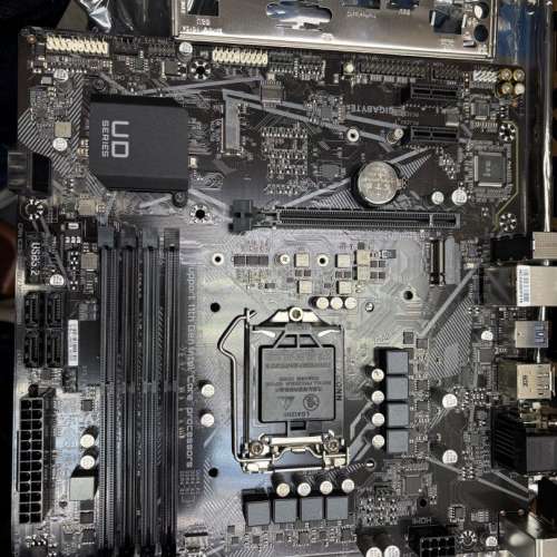Gigabyte B560M-DS3H