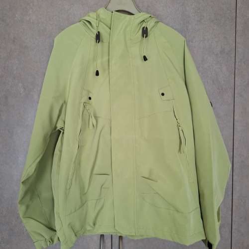 全新防風衣 brand new wind cheater