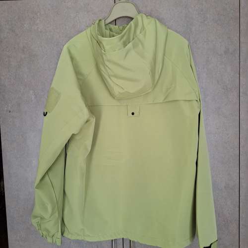 全新防風衣 brand new wind cheater