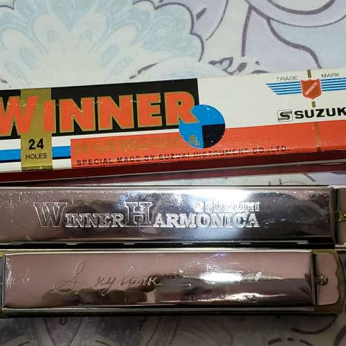 口琴二個  9成新