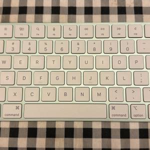 新款 Apple Magic Keyboard 3 Touch ID 鍵盤 翠綠色 行貨 99%新 Apple 專門店賣$104...