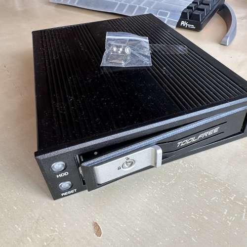 5.25 HDD Enclosure