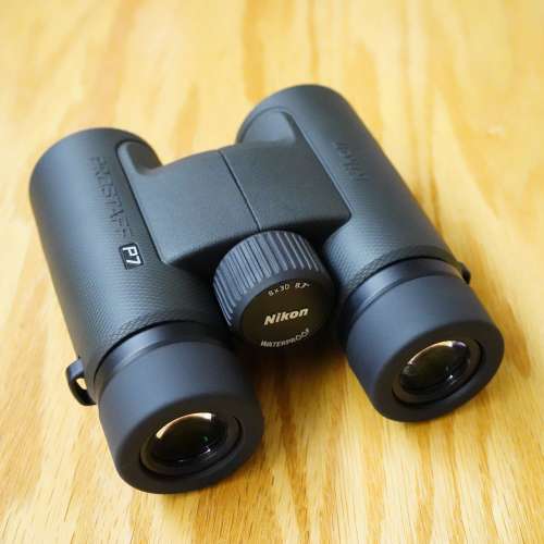 Nikon PROSTAFF P7 8X30 黑色雙筒望遠鏡 觀鳥徒步旅行睇演唱會有用