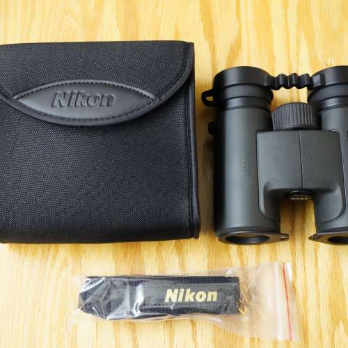 Nikon PROSTAFF P7 8X30 黑色雙筒望遠鏡 觀鳥徒步旅行睇演唱會有用