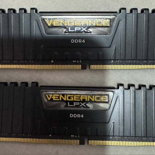 CORSAIR VENGEANCE® LPX 32GB (2x 16GB) DDR4 DRAM 3200MHz C16