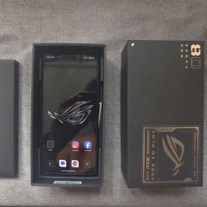 ASUS ROG PHONE 8  12+256GB 國際版雙卡5G 全套很新淨