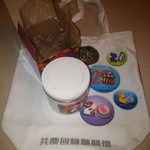 全新香港回歸20周年記念品 一套四件