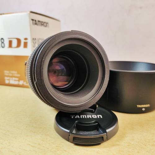 Tamron AF 90mm Macro 1:1