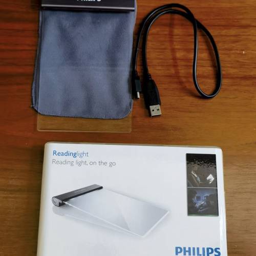Philips rechargeable led reading book light / 菲利浦閱讀燈