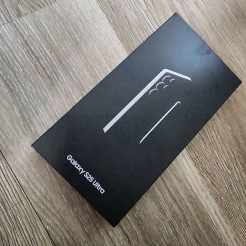 Samsung  galaxy s25ultra  官網限定黑 16+1tb