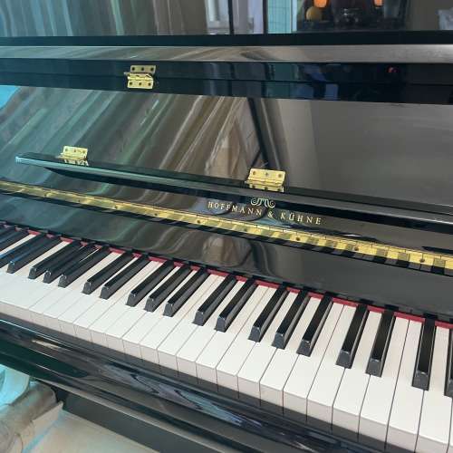 德國品牌鋼琴Hoffmann Kuhne