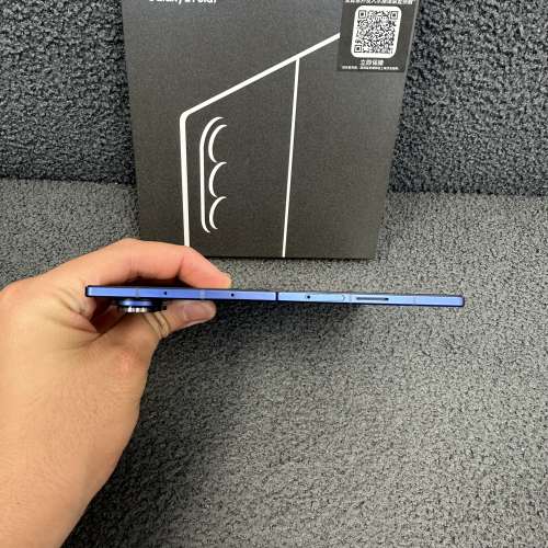 (香港行貨❤️‍🔥三星最新超輕薄摺疊機😍）Samsung Galaxy Z Fold 7/藍色✨/12+51...