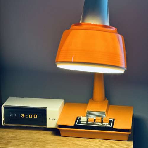 出售 昭和時期 日本制 小泉產業 座枱燈一箋，100%正常，整體約80%新，款式經典，有...