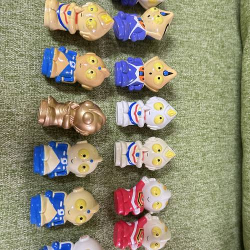 Q版 雀巢奇趣杯超人公仔