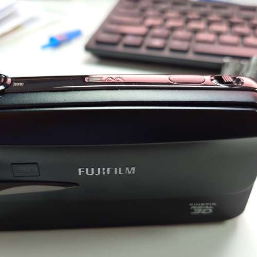 Fujifilm Finepix Real 3D W3 (3D HD Twin CCD)