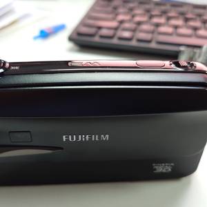 Fujifilm Finepix Real 3D W3 (3D HD Twin CCD)