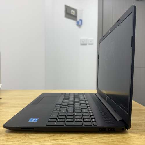 [極新] HP Laptop 15 (2022) (12代6核 i3 / 15.6" 全高清 / Win 11 / 永久Office /...